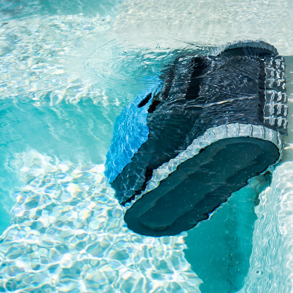 APEX Akkuroboter Wasser