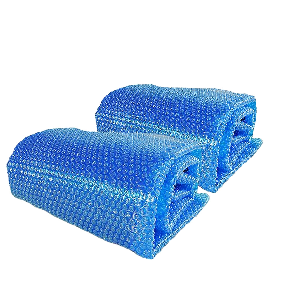 Zwei Solarplanen eingerollt