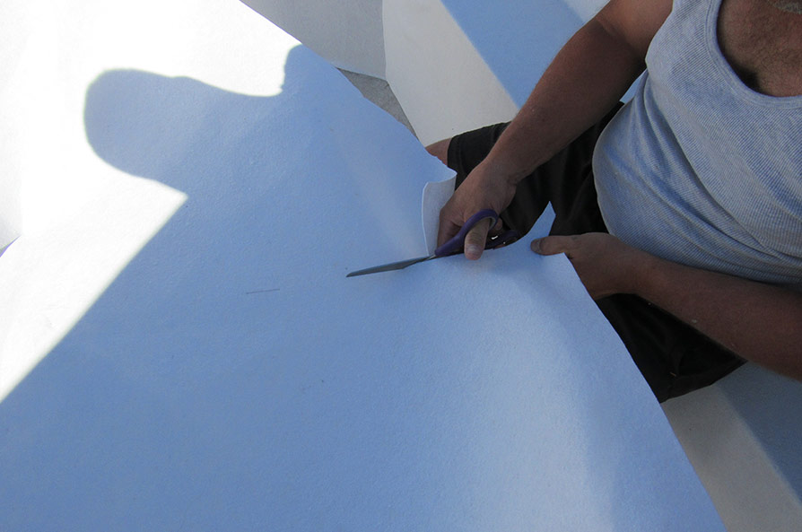 Aufbau Sytroporpool - Vlies-Wände zuschneiden, Sprühkleber anbringen und Vlies aufkleben